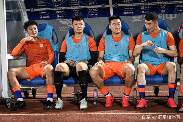 足协杯淘汰卫冕冠军海港 申花再冲中超半程冠军？